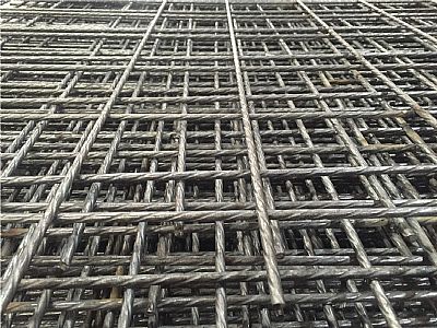 高強高韌低合金鋼筋網