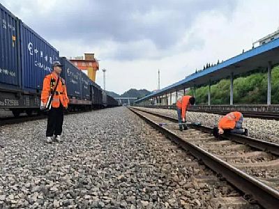 “震”后應(yīng)急響應(yīng)快 閩贛鐵路扎牢安全防護(hù)網(wǎng)